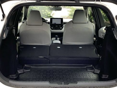 Used 2025 Toyota Corolla SE FWD image 39