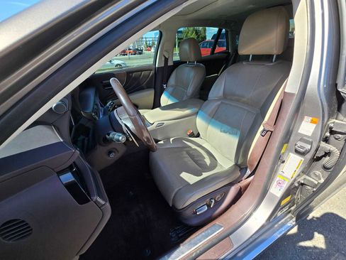 Used 2018 Lexus LS 500 w/ Accessory Package (Z2) image 19