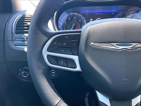 Used 2023 Chrysler 300 Touring L RWD image 23