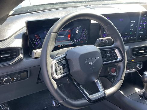 Used 2024 Ford Mustang Coupe RWD image 7