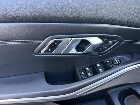 Used 2021 BMW M3 Competition w/ Executive Package image 10