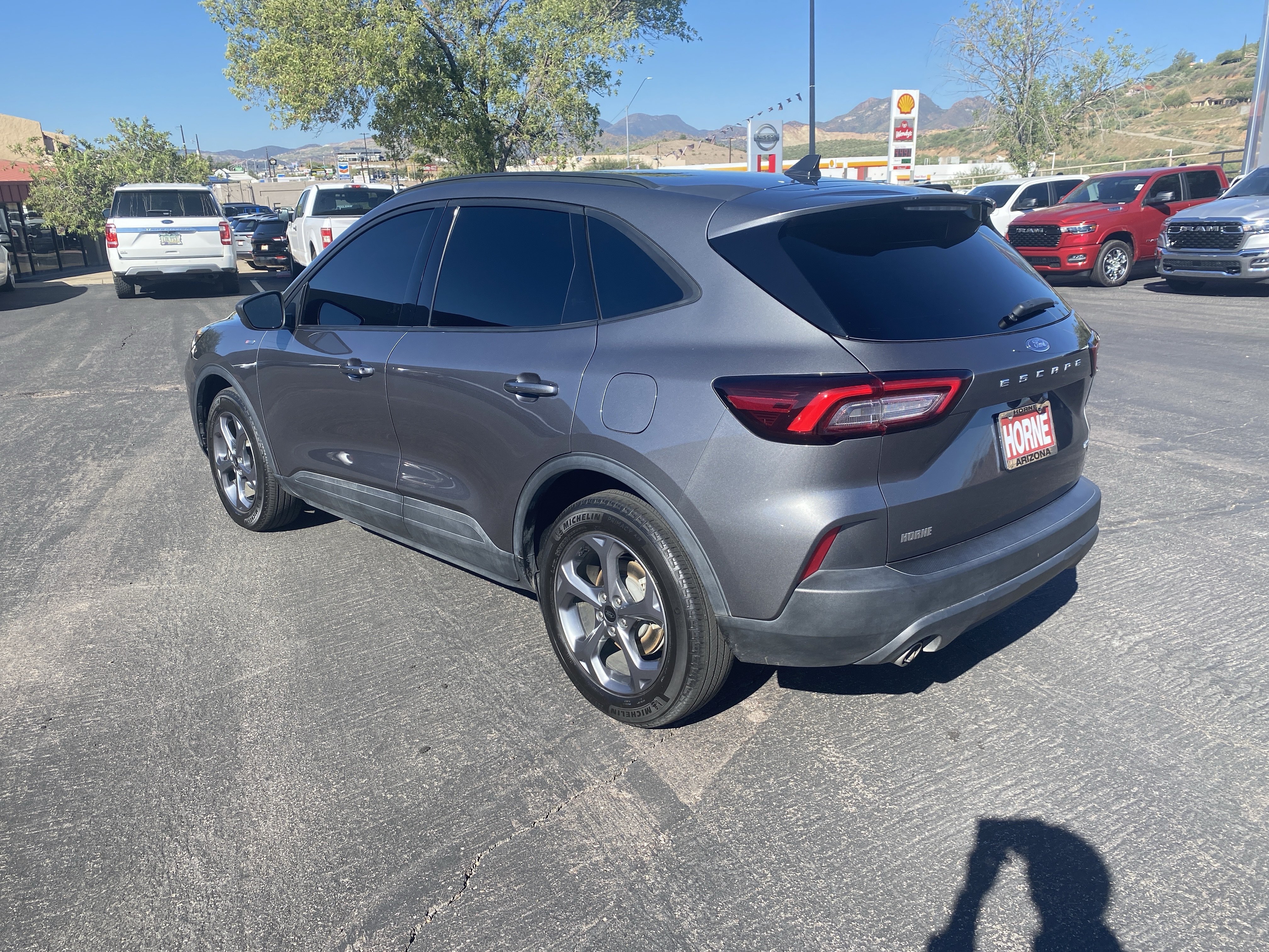 Used 2025 Ford Escape ST-Line w/ Equipment Group 301A FWD image 2