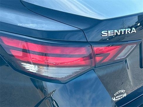 Used 2023 Nissan Sentra SV image 12