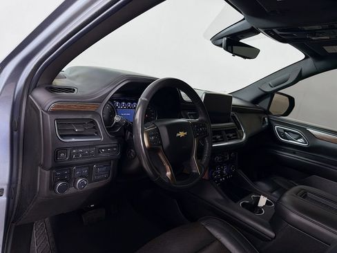 Used 2021 Chevrolet Suburban High Country w/ Premium Package AWD/4WD image 10
