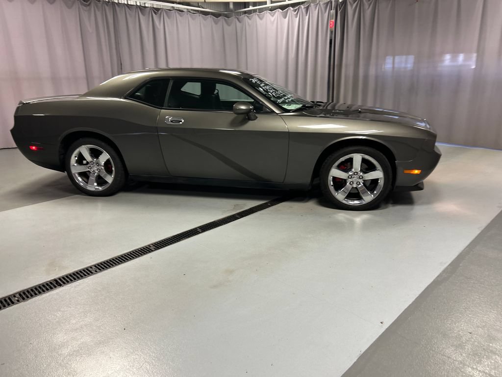 Used 2009 Dodge Challenger R/T RWD image 8