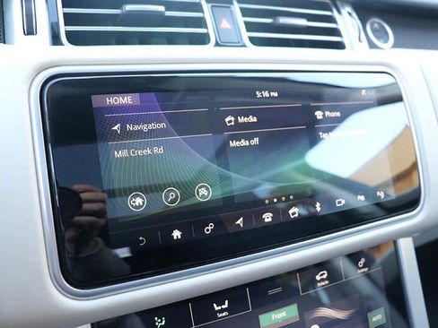 Used 2019 Land Rover Range Rover HSE image 22