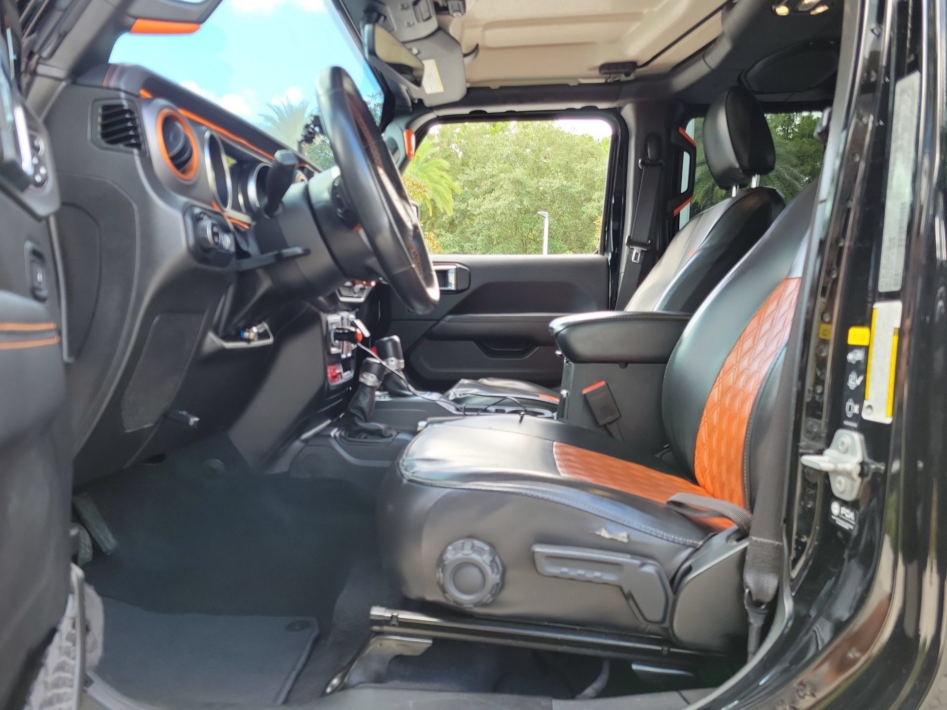 Used 2023 Jeep Gladiator Mojave w/ Trailer Tow Package AWD/4WD image 19