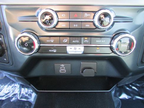 Used 2025 Ford F150 XLT w/ Equipment Group 301A Standard AWD/4WD image 30