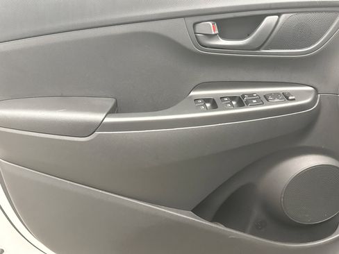 Used 2023 Hyundai Kona SEL w/ Cargo Package image 9