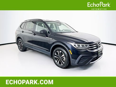 Used 2024 Volkswagen Tiguan S image 1