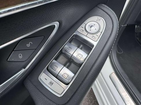 Used 2020 Mercedes-Benz C 300 Sedan image 22