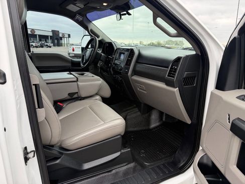 Used 2020 Ford F250 XL w/ Power Equipment Group AWD/4WD image 23