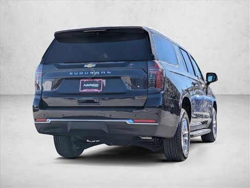 New 2026 Chevrolet Suburban LS image 5