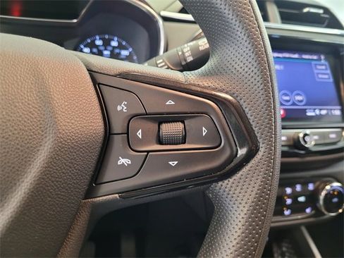 Used 2023 Chevrolet TrailBlazer LT w/ Convenience Package image 25