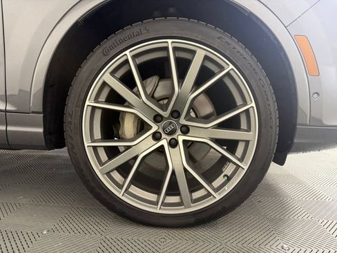 Used 2019 Audi Q7 3.0T Prestige w/ Prestige Package AWD/4WD image 25