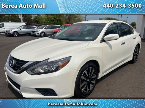 Used 2018 Nissan Altima 2.5 SV FWD image 1