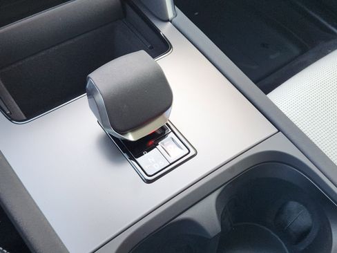 New 2025 Land Rover Discovery Sport S AWD/4WD image 15