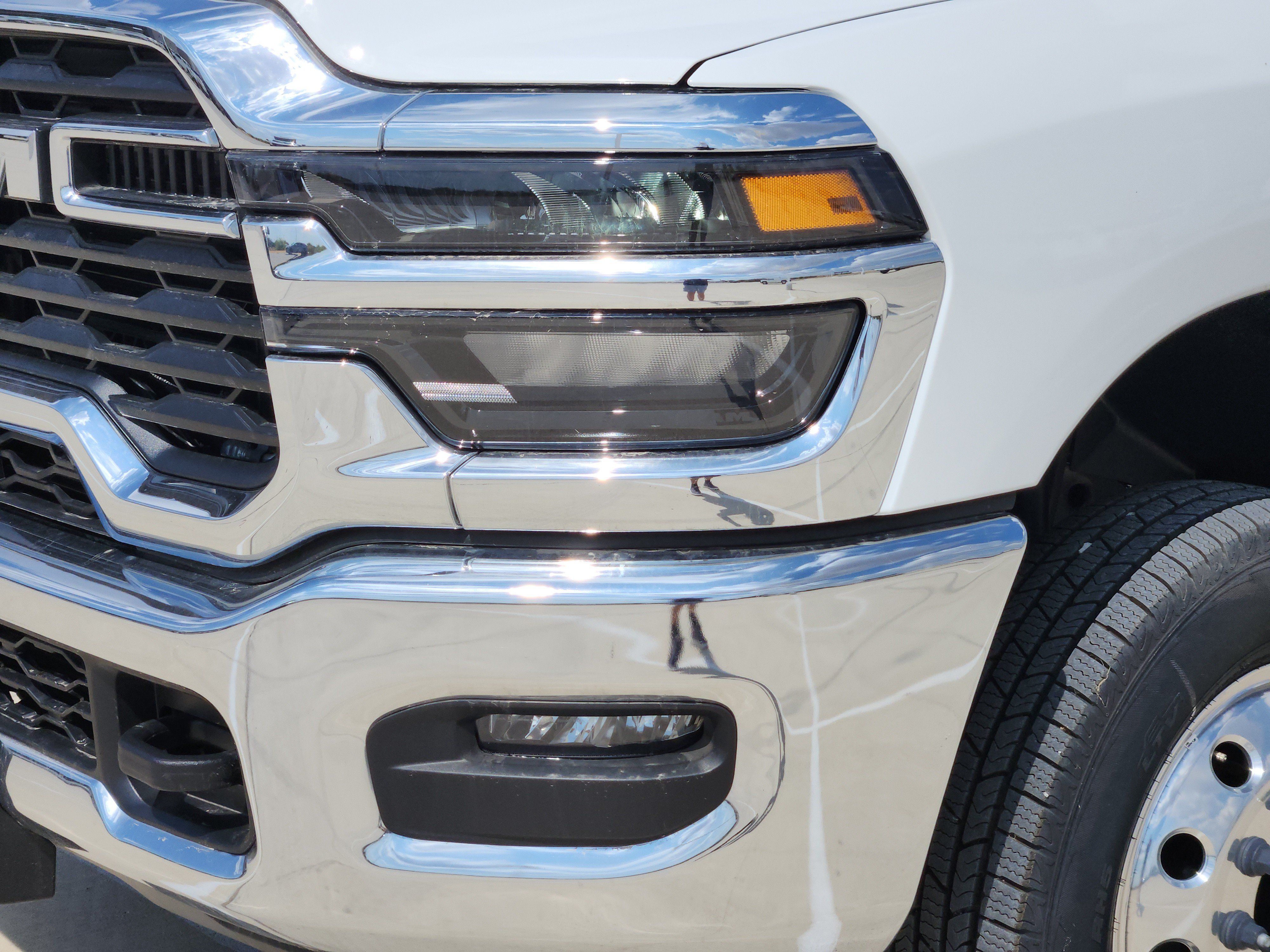 New 2026 RAM 3500 Tradesman w/ Chrome Appearance Group AWD/4WD image 6