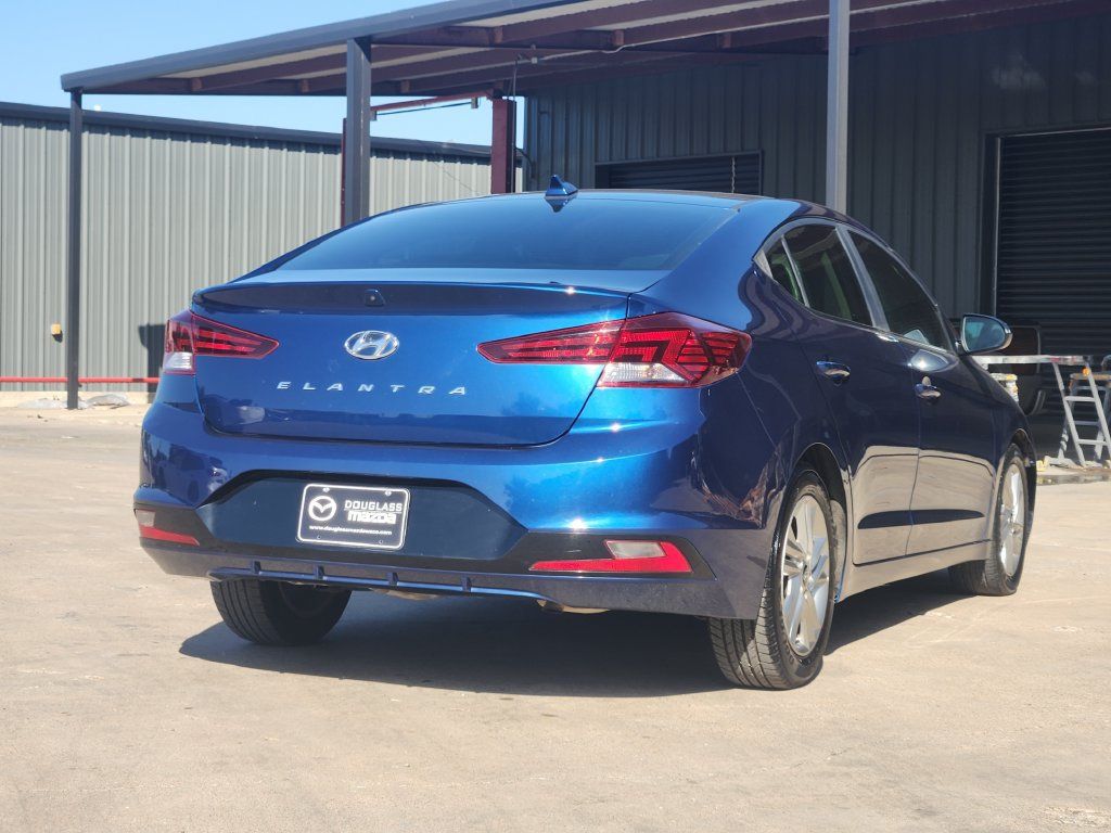 Used 2019 Hyundai Elantra Value Edition FWD image 4
