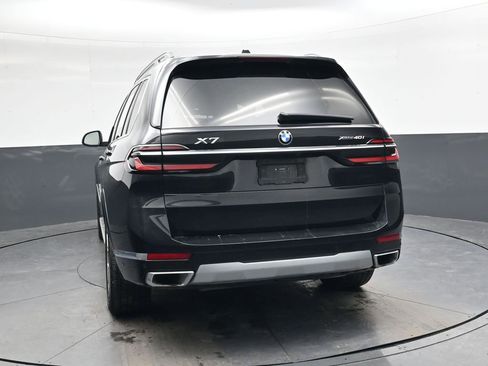 Used 2025 BMW X7 xDrive40i image 5