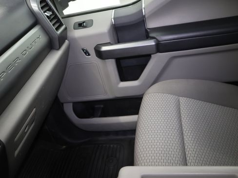 Used 2022 Ford F350 XLT w/ XLT Value Package image 13