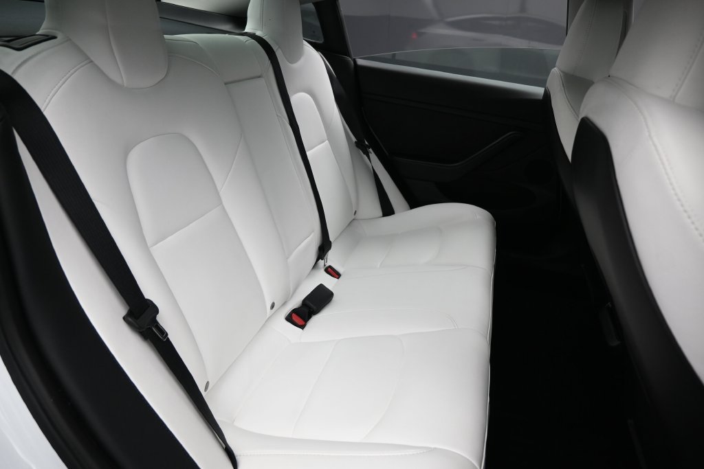 Used 2023 Tesla Model 3 Standard Range RWD image 28