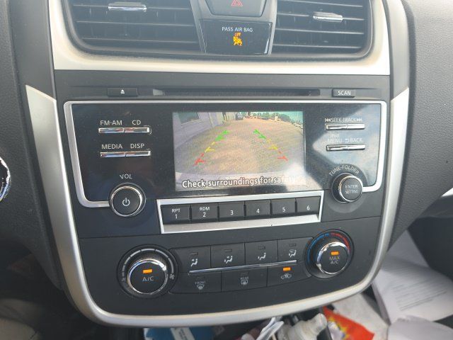 Used 2017 Nissan Altima 2.5 SR w/ Midnight Edition Package FWD image 17