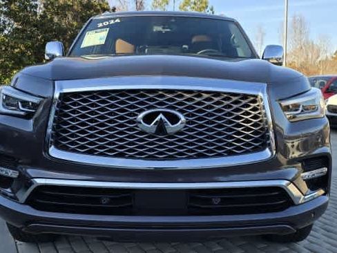 Used 2024 INFINITI QX80 Sensory w/ Cargo Package image 10