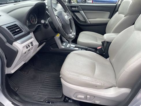 Used 2014 Subaru Forester 2.5i Limited w/ Popular Package #2 AWD/4WD image 9