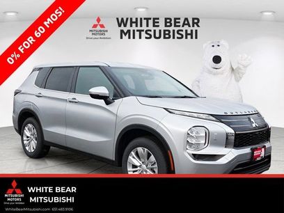 New 2026 Mitsubishi Outlander ES