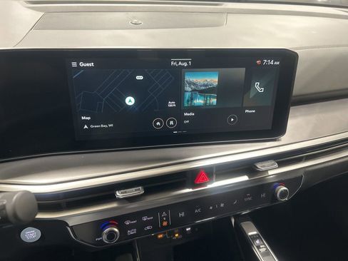 New 2025 Kia Sorento S image 17