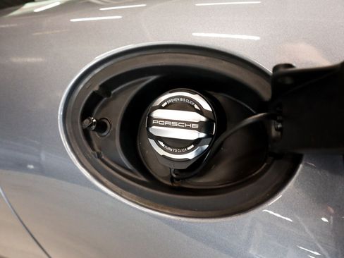 Used 2025 Porsche 911 Carrera 4 GTS image 12