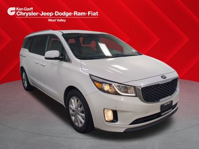 Used 2017 Kia Sedona EX