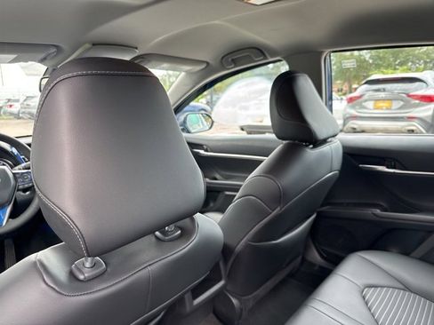Used 2023 Toyota Camry SE image 20