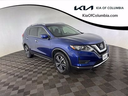 Used 2019 Nissan Rogue SV w/ Premium Package