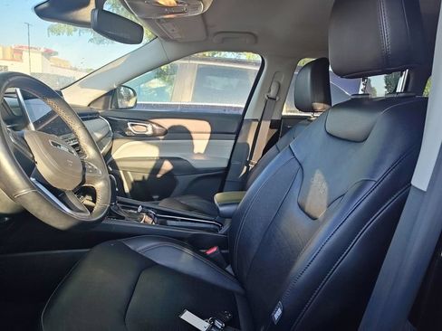 Used 2022 Jeep Compass Limited AWD/4WD image 6