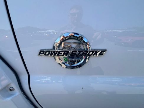 Used 2015 Ford F350 Lariat w/ Chrome Package AWD/4WD image 22