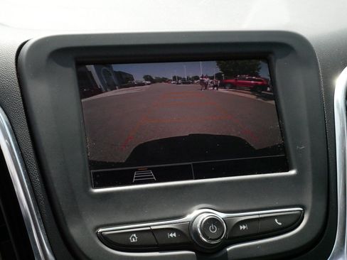 Used 2024 Chevrolet Equinox LT FWD image 29