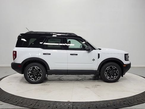 New 2026 Ford Bronco Sport Outer Banks AWD/4WD image 8