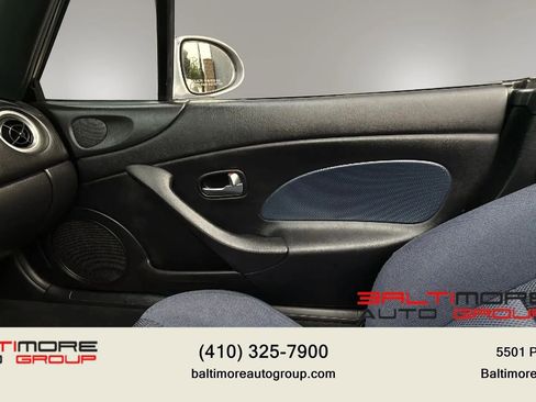 Used 2004 MAZDA MX-5 Miata w/ Cloth Azure Blue Pkg RWD image 34