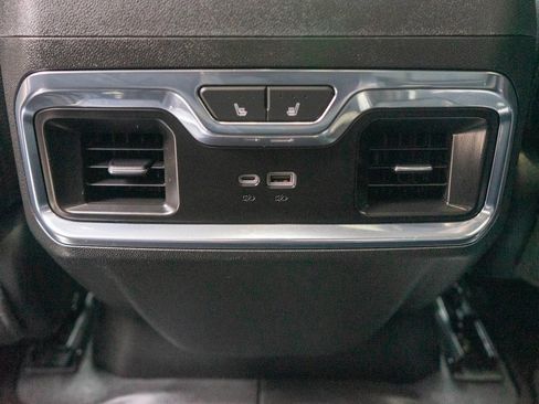 Used 2024 GMC Sierra 3500 Denali w/ Technology Package image 14