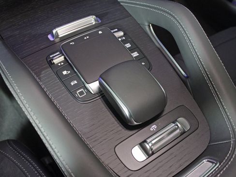 Certified 2025 Mercedes-Benz GLE 53 AMG 4MATIC Coupe image 26