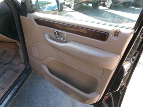 Used 2001 Land Rover Range Rover SE AWD/4WD image 9