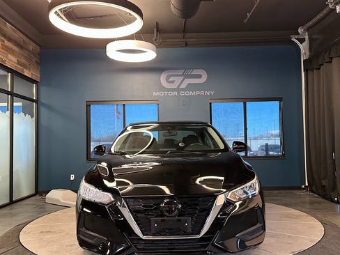 Used 2023 Nissan Sentra S image 8