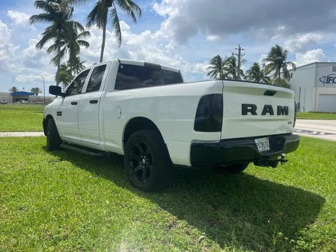 Used 2018 RAM 1500 Tradesman RWD image 5