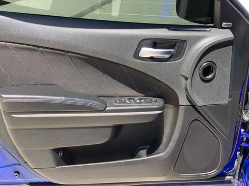 Used 2019 Dodge Charger GT image 11