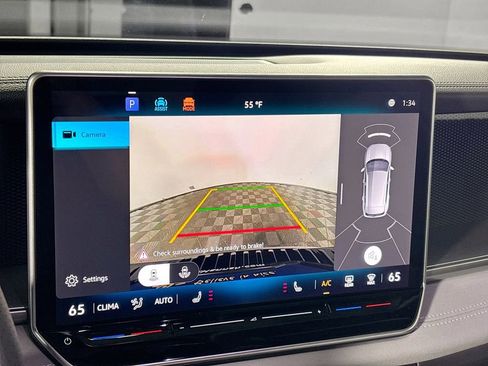 New 2026 Volkswagen Tiguan SE R-Line AWD/4WD image 16