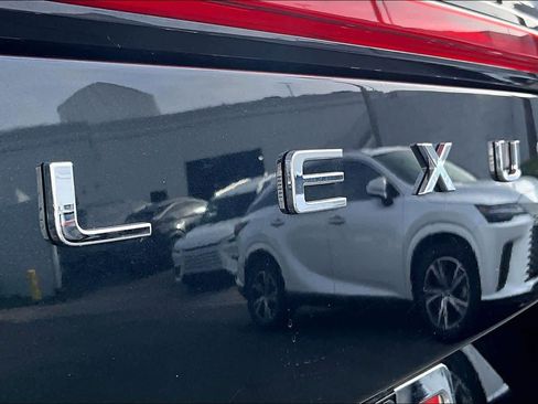 Used 2024 Lexus NX 250 FWD image 31