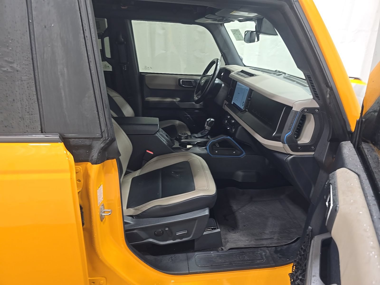 Used 2022 Ford Bronco Wildtrak AWD/4WD image 13