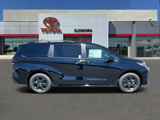 New 2026 Toyota Sienna XLE Woodland Edition AWD/4WD video 2